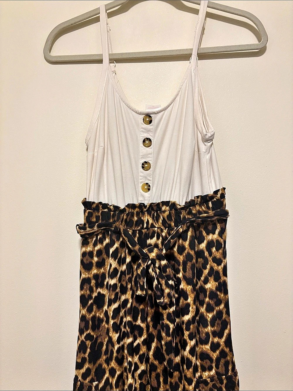 Leopard Print Button Front Jumpsuit - Picture 2 of 6